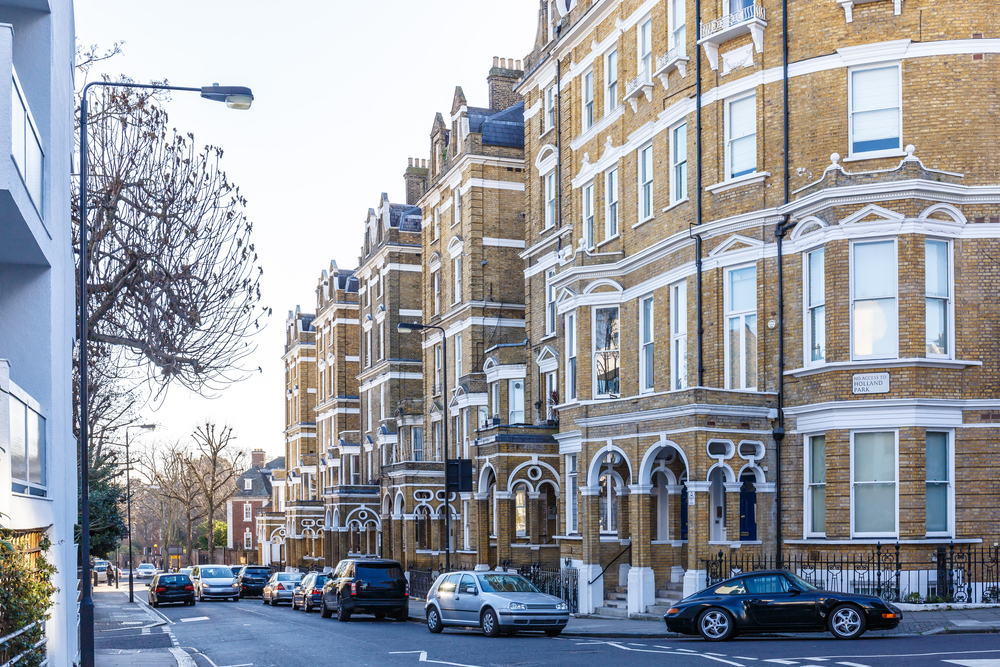 Paul Barrett specialises in the integrative psychotherapy London patients are looking for.